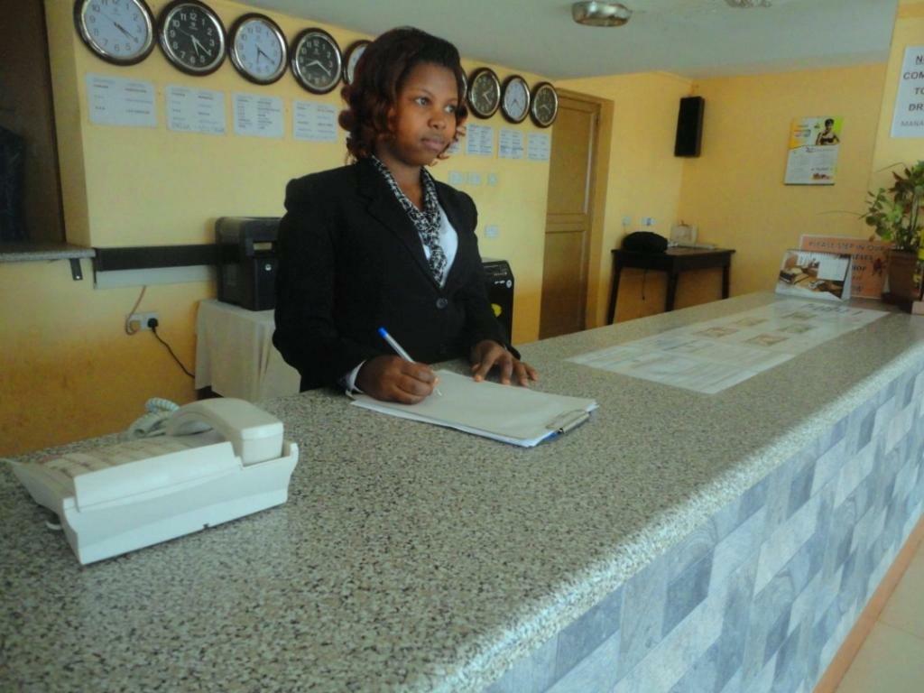 Entebbe Flights Motel Kültér fotó